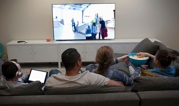 Oglądanie telewizji w Warszawie